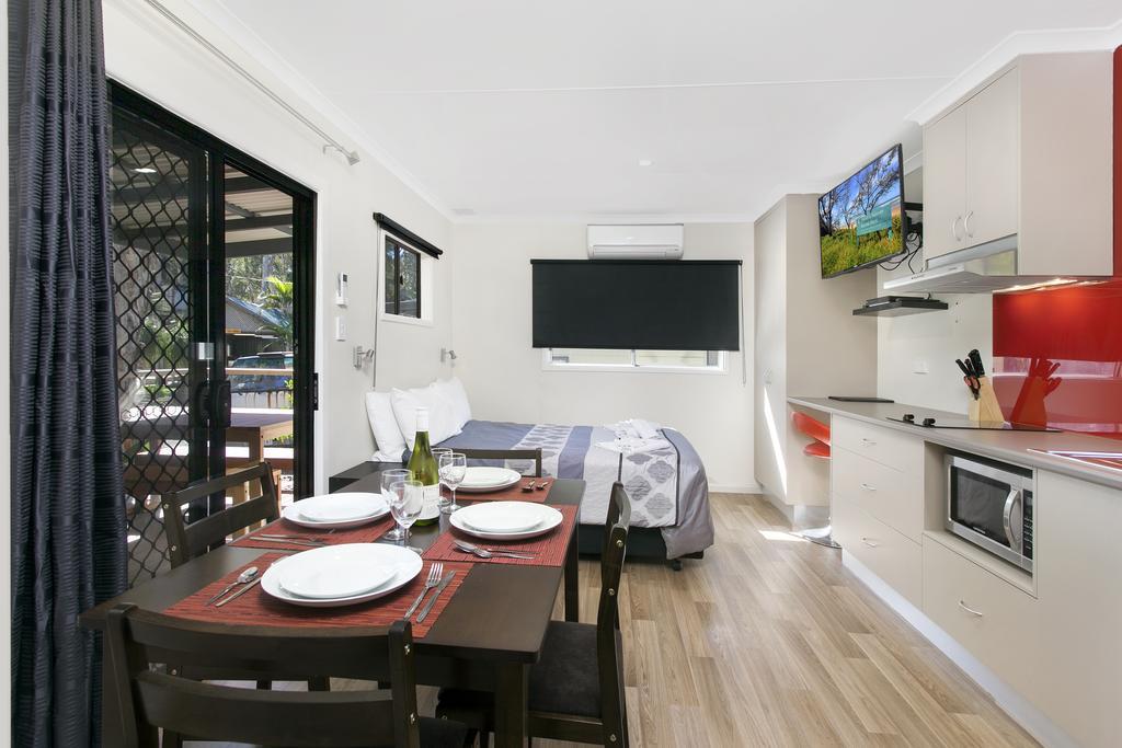 Sapphire Beach Holiday Park ภายนอก รูปภาพ